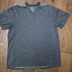 Nike Men's Gray Dri-Fit Shirt sz XL